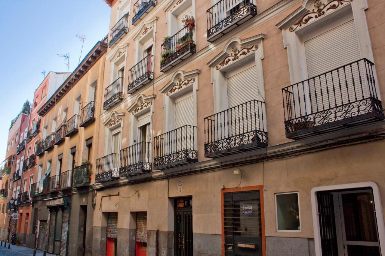 Apartamento Loft de lujo a pasos del prado Madrid Exterior foto